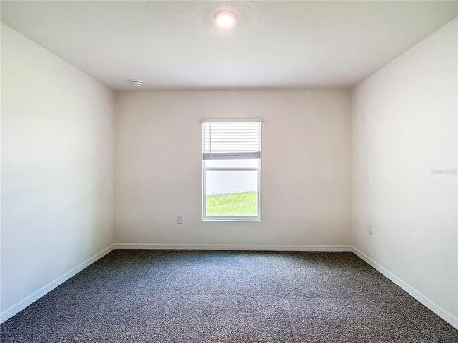 Building Photo - 8561 SW 46th Ave