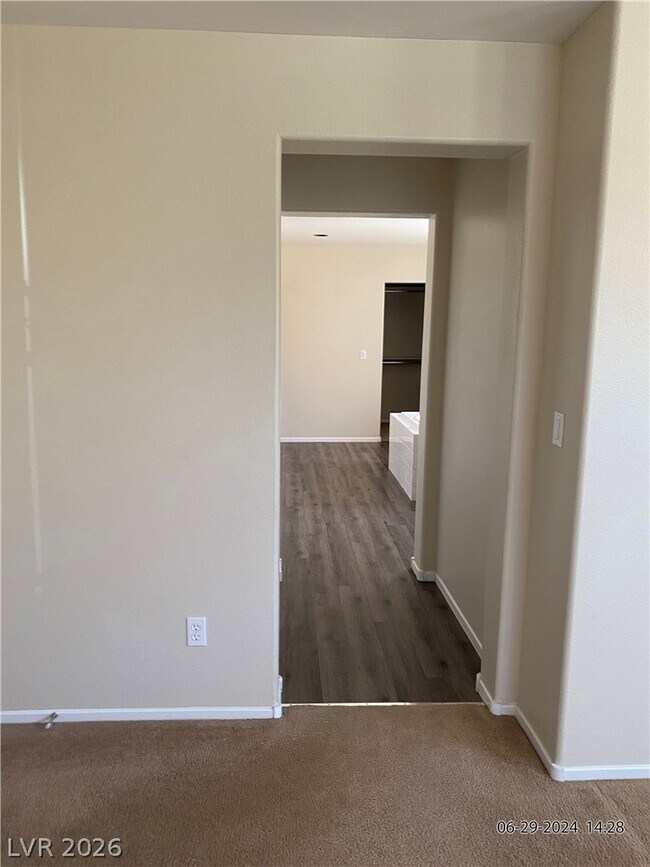 Building Photo - 3409 W Perching Bird Ln