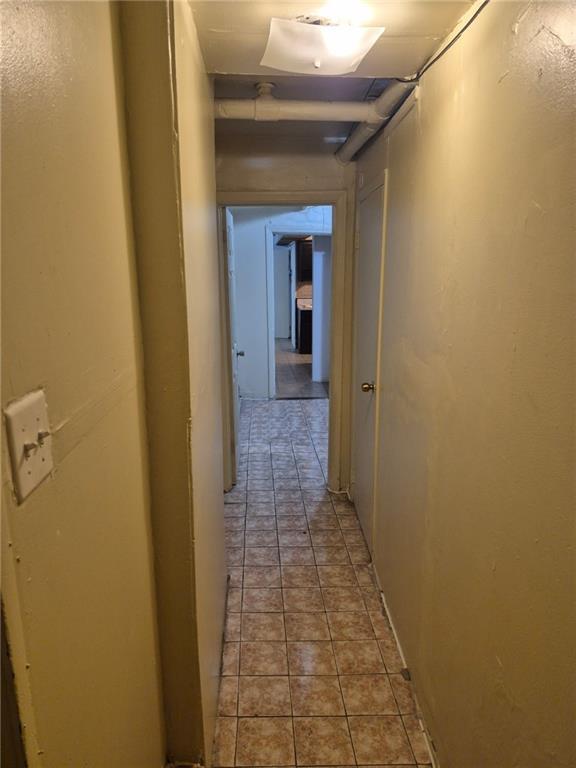 Building Photo - 818 E 51st St