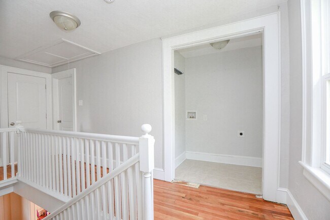 Building Photo - Stunning home rental in Portsmouth!