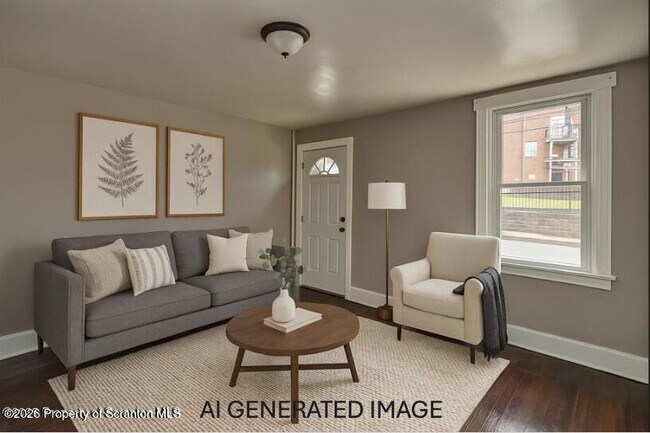 Building Photo - 18 Pine Rd