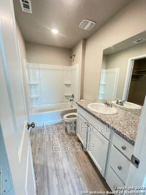 Building Photo - 10555 Varmus Dr