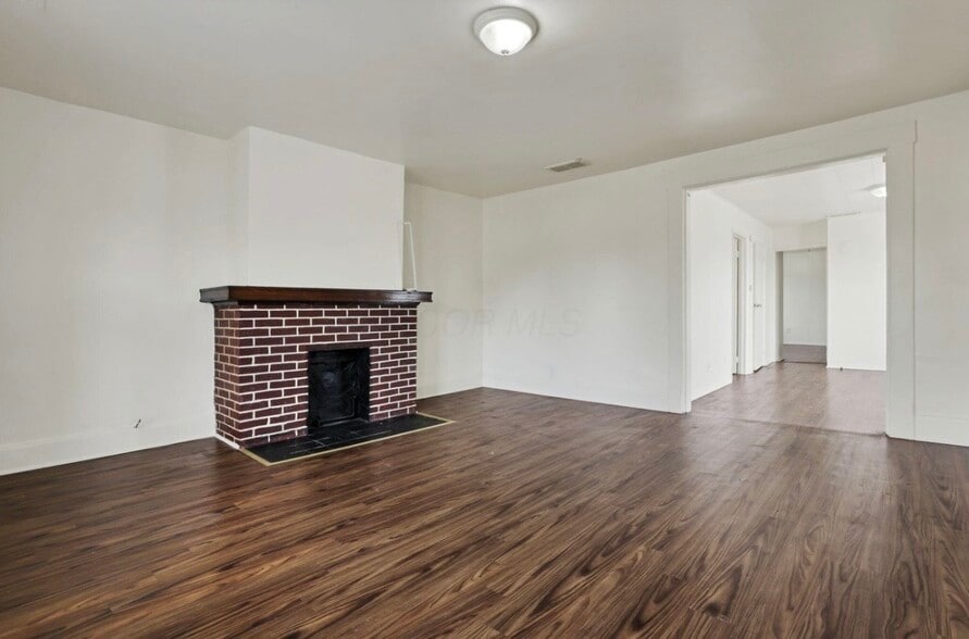 Building Photo - 52 N Yale Ave