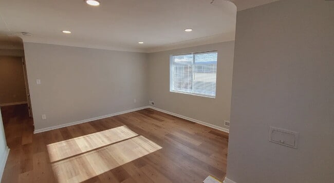 Building Photo - 3618 N Monaco St Pkwy