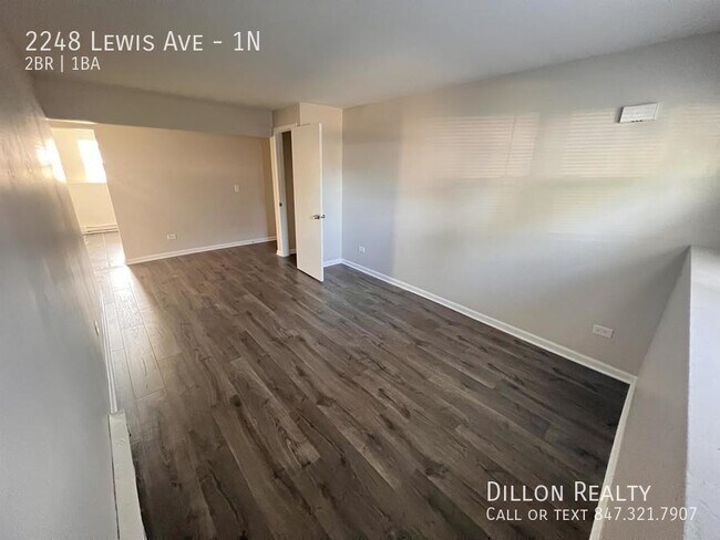 Building Photo - 2248 Lewis Ave