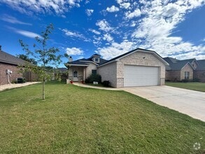 Building Photo - 4 Bed 2 bath Frenship ISD