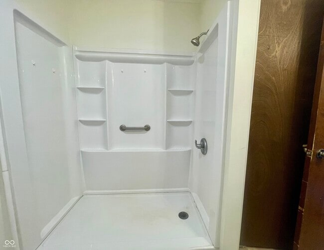 Building Photo - 5006 W Keller Rd