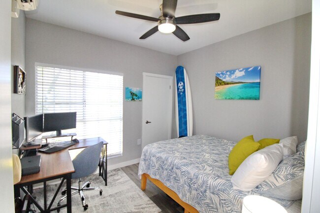 Building Photo - Newly Renovated from Floor to Ceiling and ...