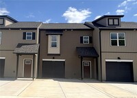 Building Photo - 1135 Elk Knob Trl