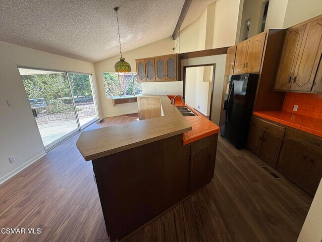 Building Photo - 381 Laguna Terrace