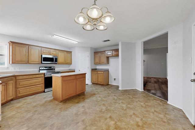 Building Photo - 729 Ridgehill Dr