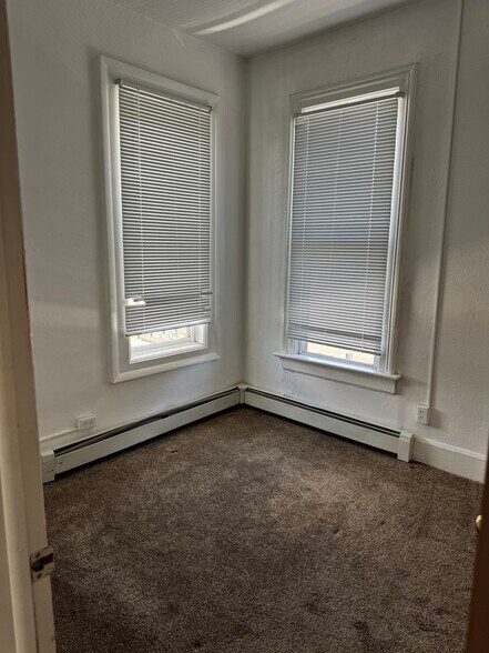 Building Photo - 1211 Lipan St