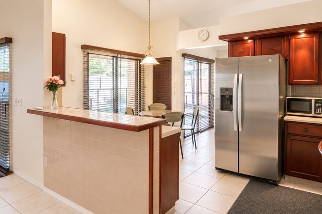 Building Photo - 14918 Prairie Rose Ct
