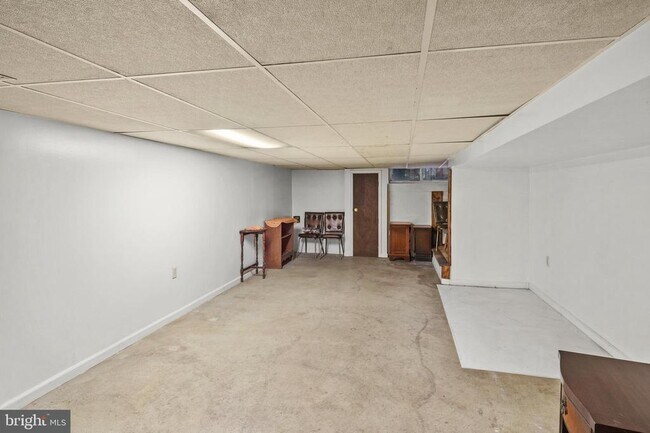 Building Photo - 22 S Highland Ave
