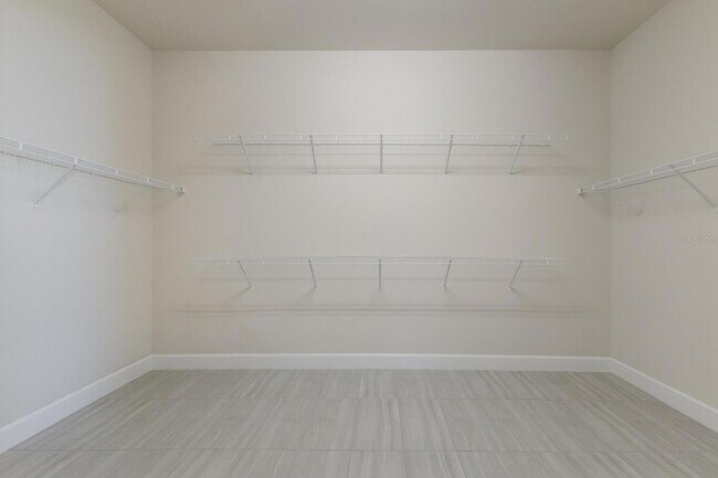 Building Photo - 712 Sigsbee Loop
