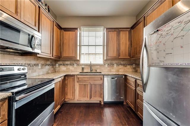 Building Photo - 8206 Luna Dr