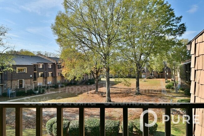 Building Photo - 1323 Old Manor Rd