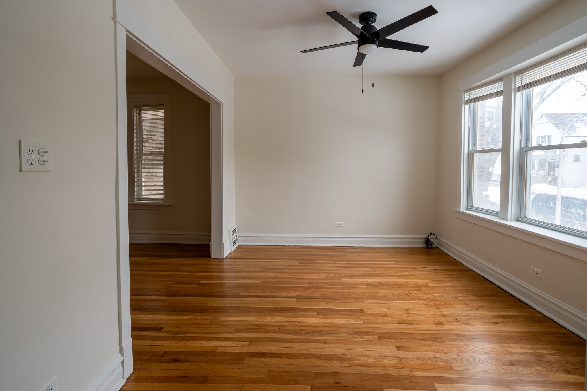 Building Photo - 3541 N Whipple St