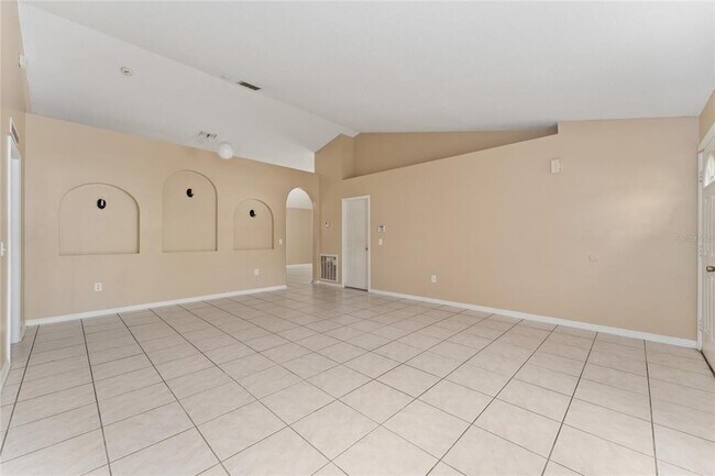 Building Photo - 502 Woodland Creek Blvd