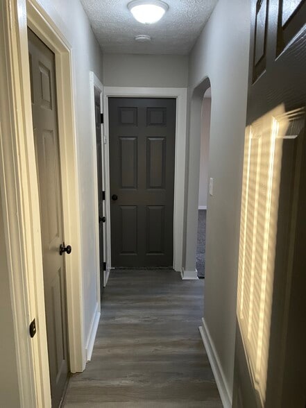 Building Photo - 6306 N 2nd St