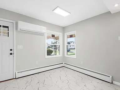 Building Photo - 111 W Pettebone St