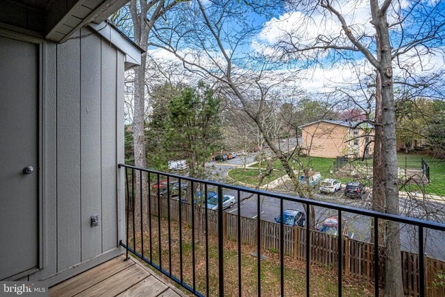 Building Photo - 7758 New Providence Dr