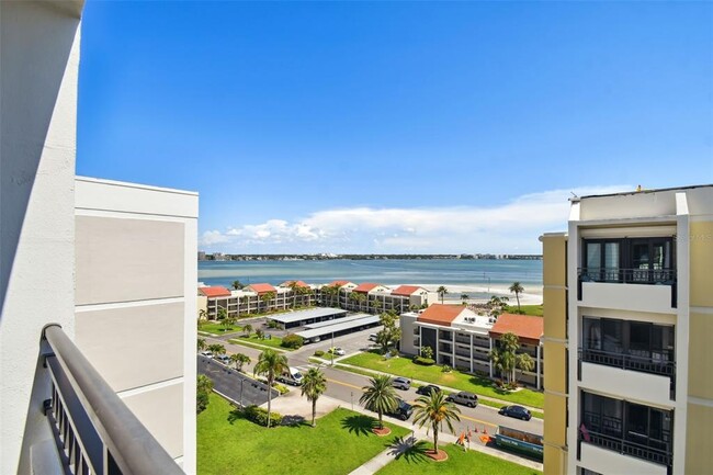 Building Photo - 851 Bayway Blvd