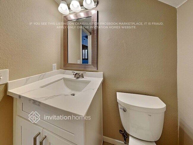 Building Photo - 2124 Desert Peak Rd