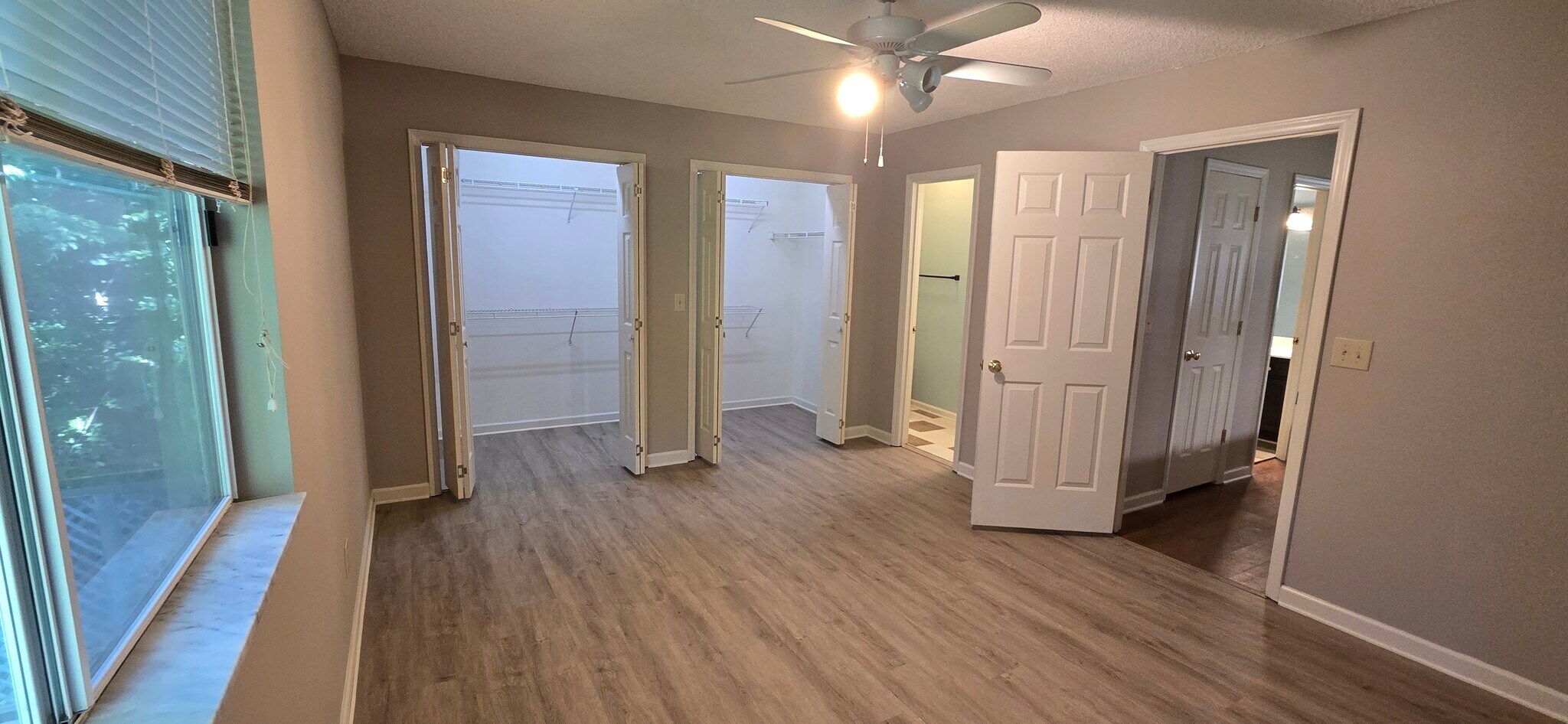 Building Photo - 2025A Stoneycreek Dr