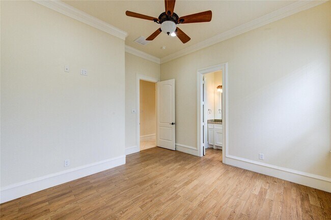 Building Photo - 4011 Westerdale Dr