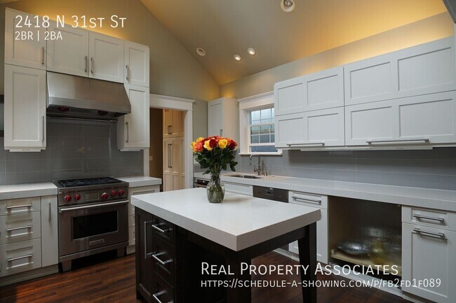 Building Photo - 2418 N 31st St
