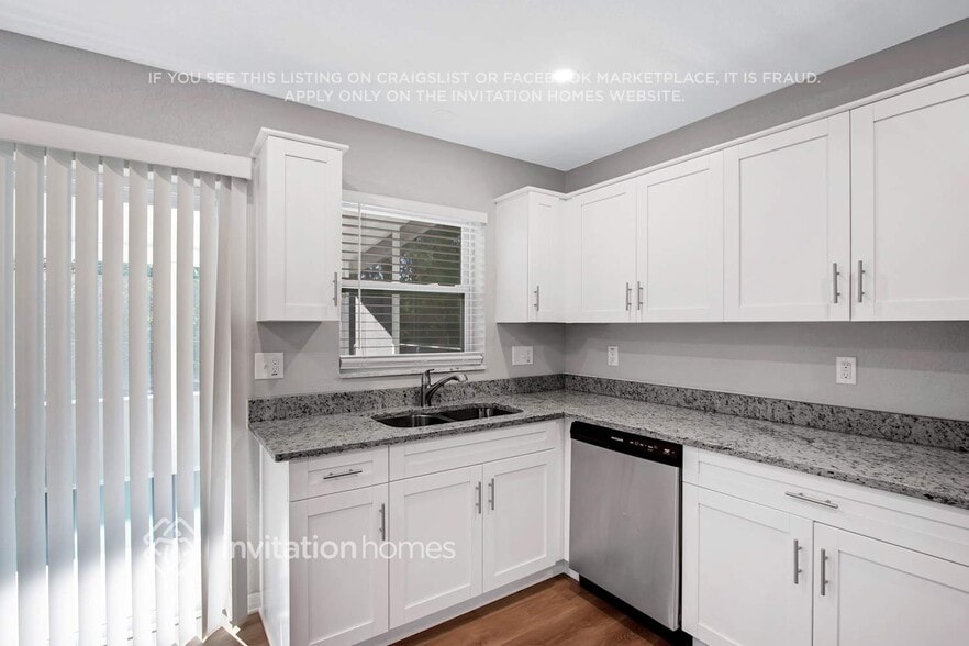 Building Photo - 1040 Edgehill Ave