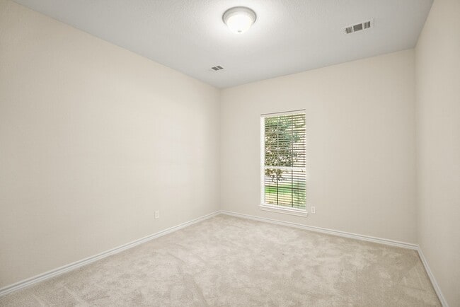 Building Photo - 1438 Crescent Green Dr