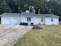 Building Photo - 1608 Willie Dr