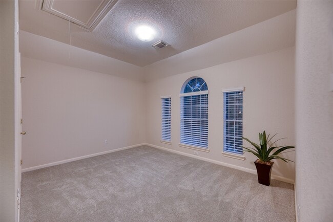 Building Photo - 19226 Atherton Ln