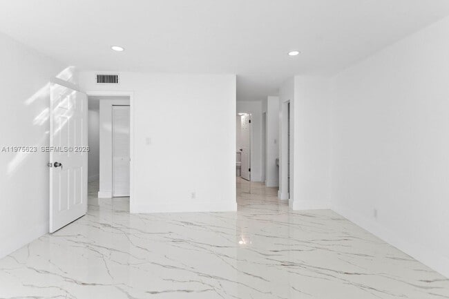 Building Photo - 2251 NW 48th Terrace