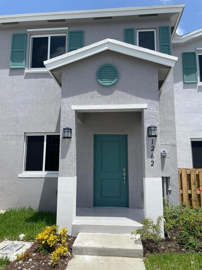 Primary Photo - 1262 NW 3rd Ln