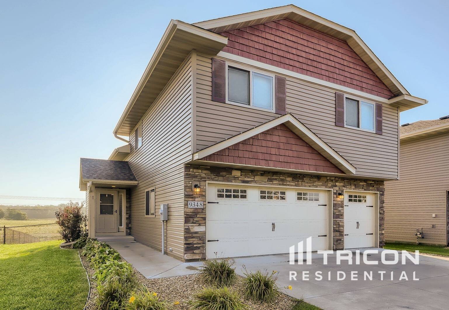 Building Photo - 9348 Golden Pond Ln N