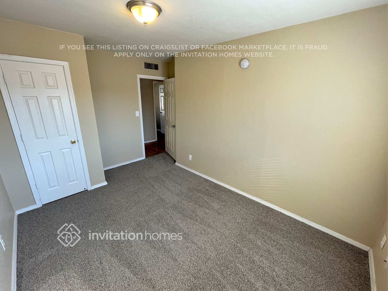 Building Photo - 6940 W Catalina Dr