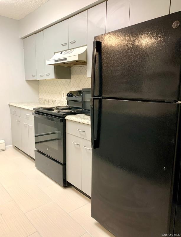 Building Photo - 20 Fox Ridge