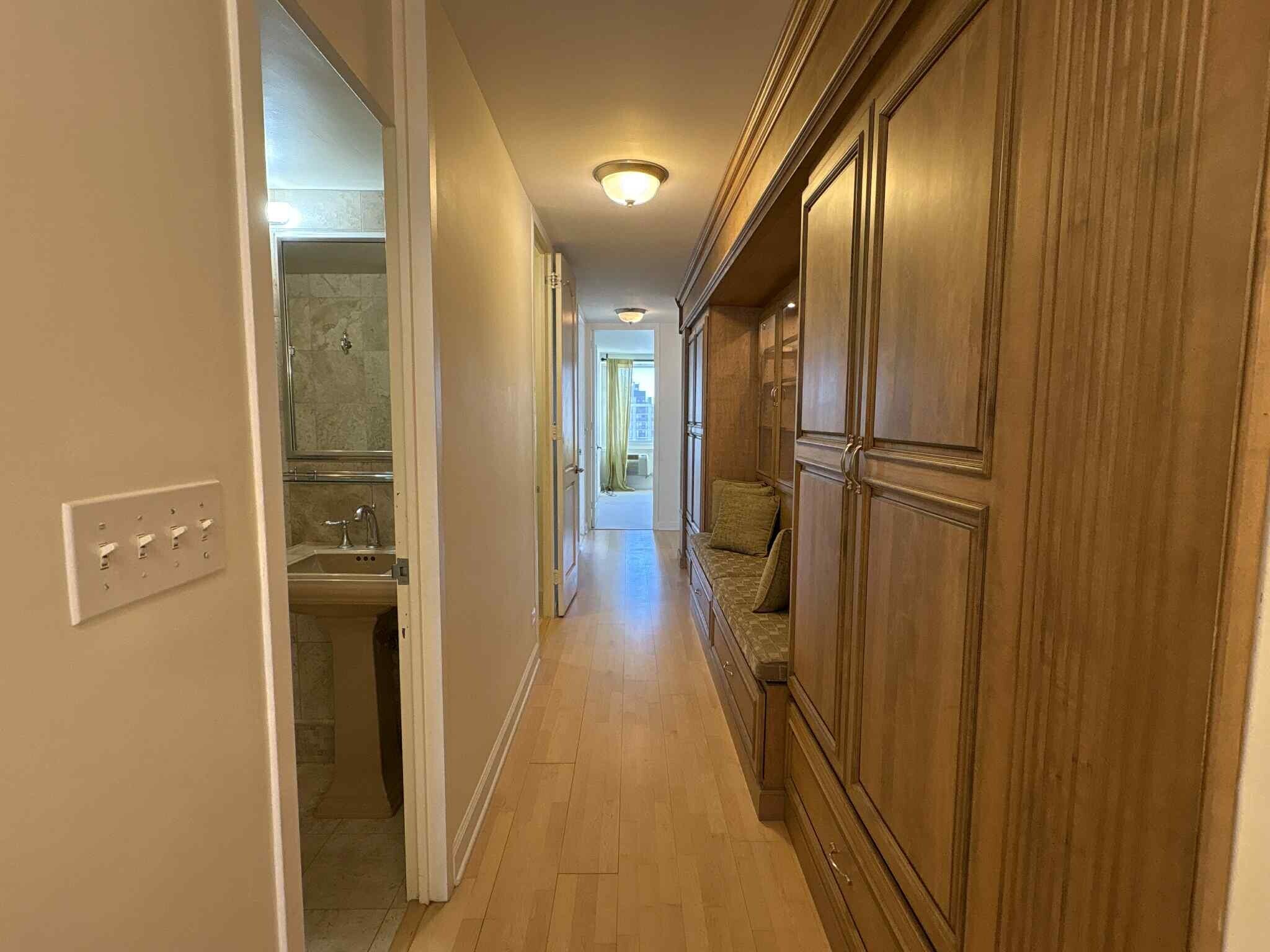 Building Photo - 1440 N Lake Shore Dr