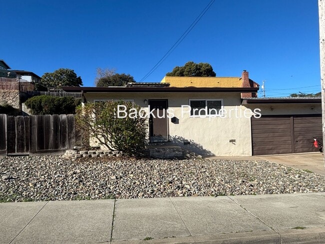 Primary Photo - Close to Cannery Row- one bedroom unit in Monterey