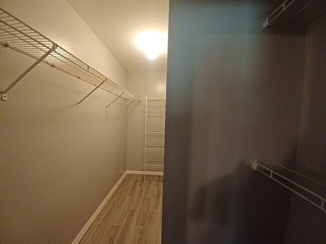 Building Photo - 2720 Soaring Hawk Dr