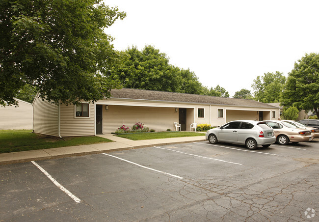 Building Photo - Rolling Meadows