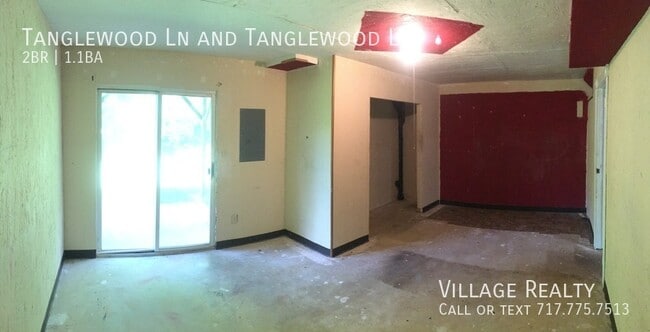 Building Photo - 446 Tanglewood Ln