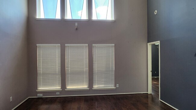 Building Photo - 14119 Fox Creek Park Dr