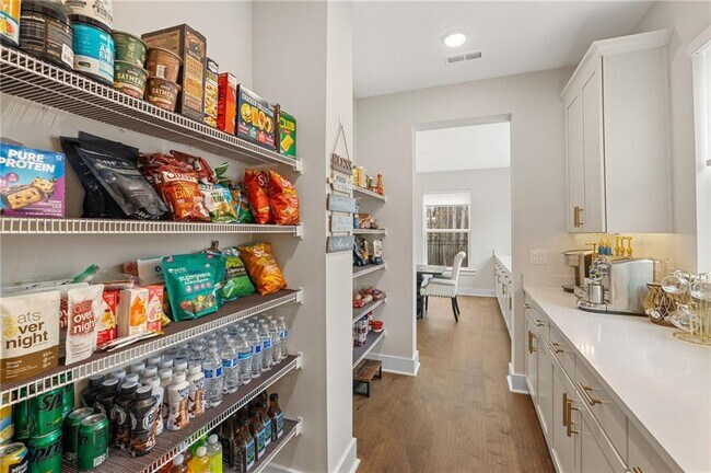 Building Photo - 4815 Briscoe Dr