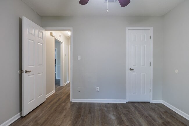 Building Photo - 3 Bedroom/2 Bath Home in Remerton