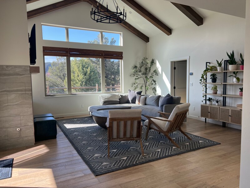 Building Photo - 408 Pinyon Mesa Dr