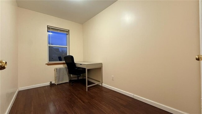 Building Photo - 148-03 61st Rd